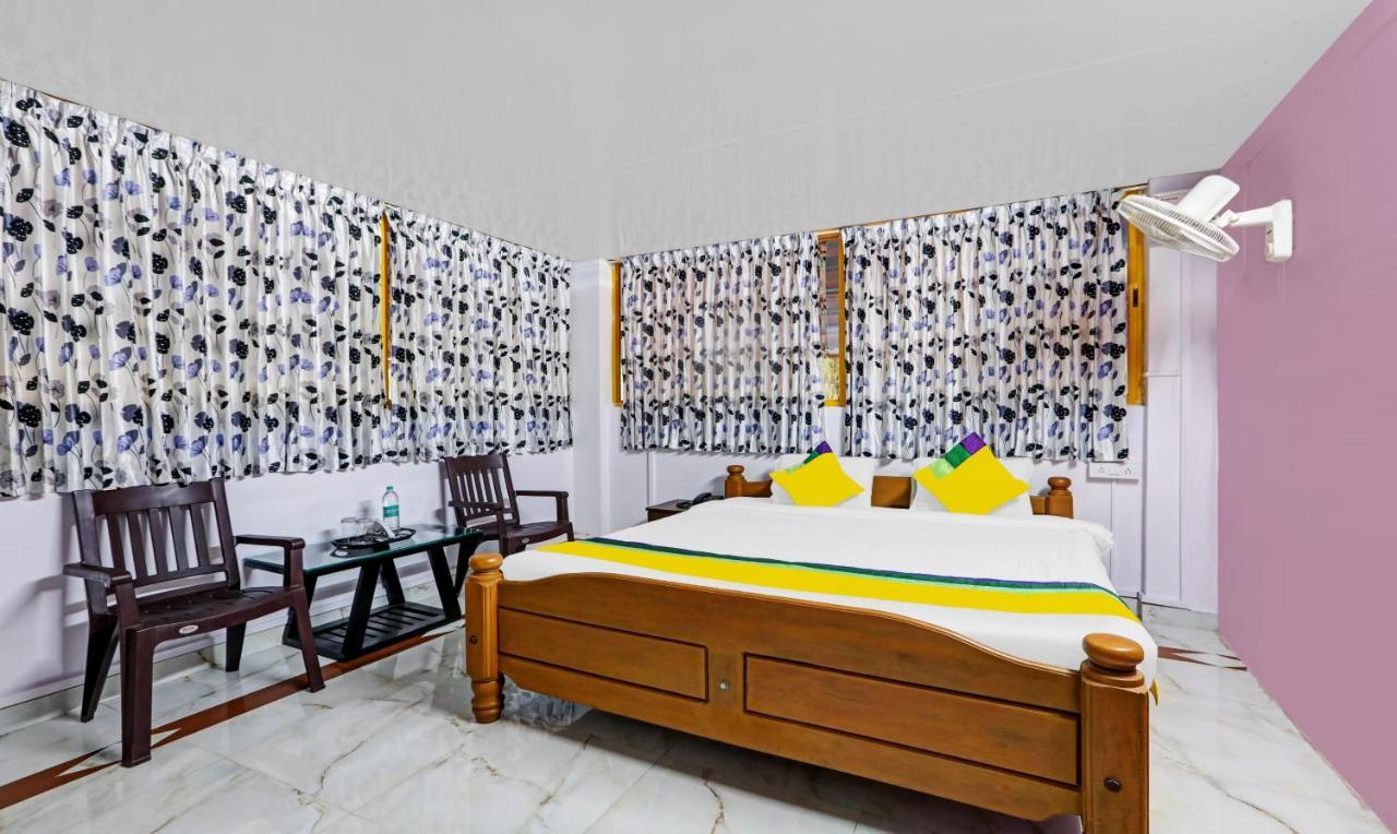 Itsy By Treebo - Iha Comforts With Mountain View มาดิเครี ภายนอก รูปภาพ