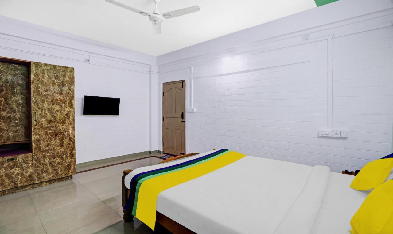 Itsy By Treebo - Iha Comforts With Mountain View มาดิเครี ภายนอก รูปภาพ